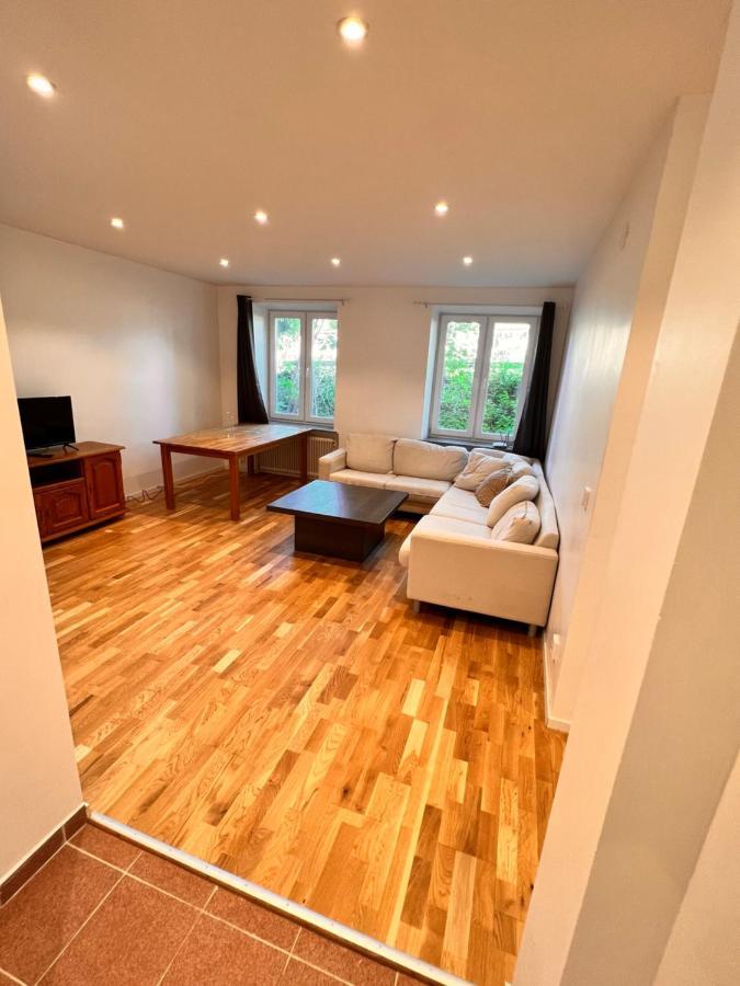 Husie Appartments マルメ エクステリア 写真